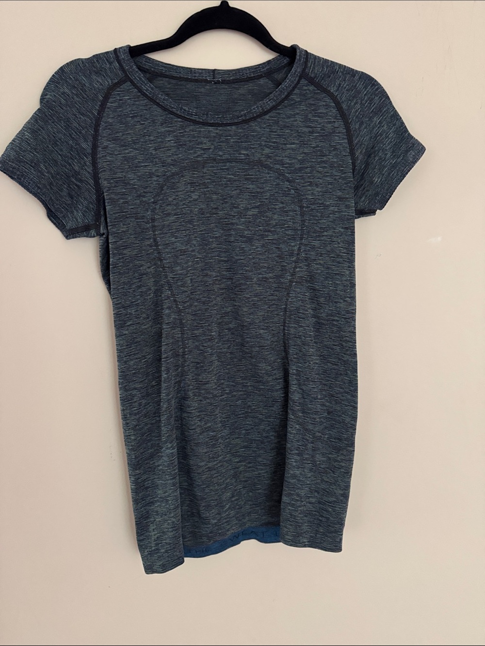 Lululemon Heathered Blue and Gray Short Sleeve Swifly Tee size 8